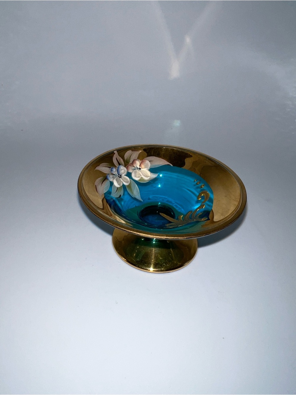 Vintage Murano-style Venetian glass footed compote bowl